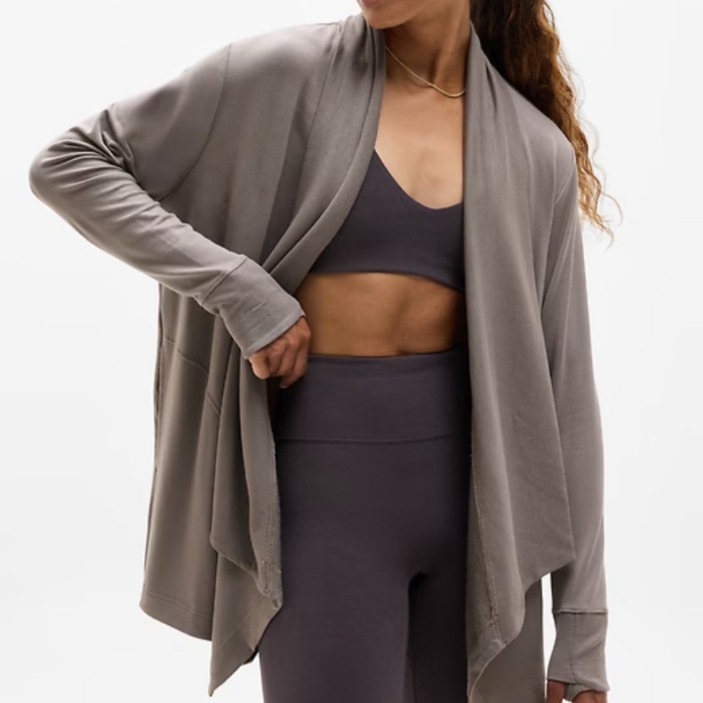 Athleta pranayama restore wrap